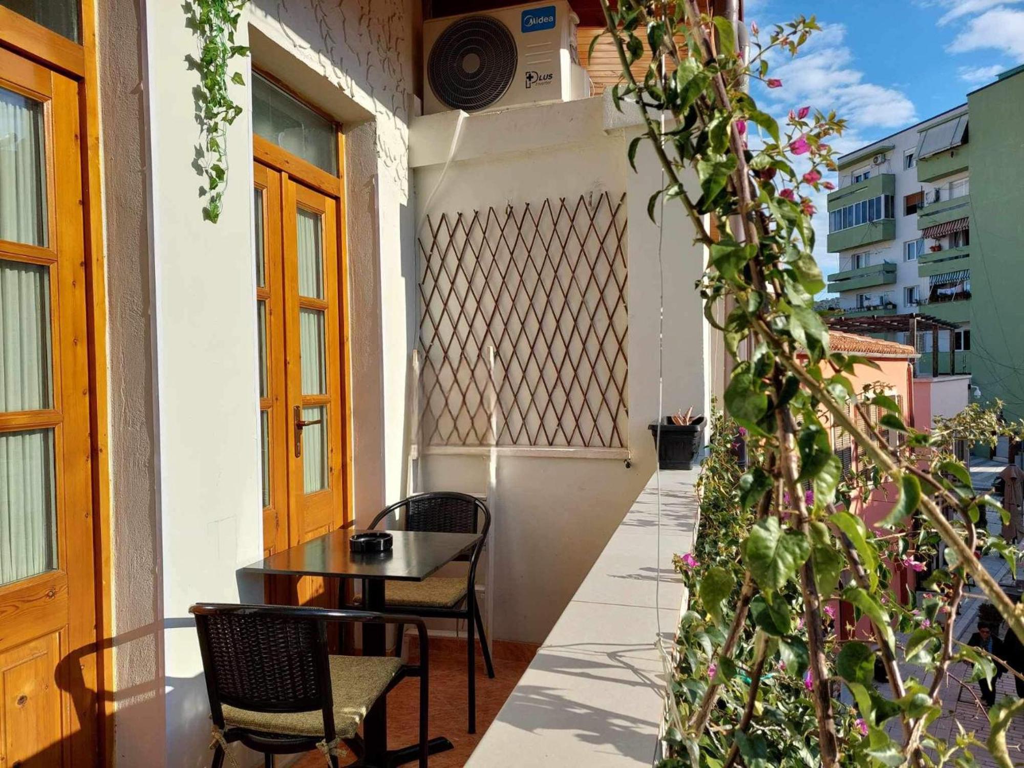 Godard Apartments Avlonya Dış mekan fotoğraf